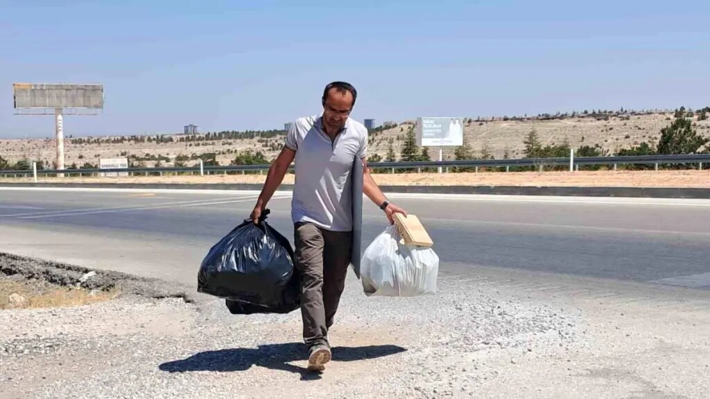 10 bin poset cop toplayan ogretim uyesi RQDqt4tE