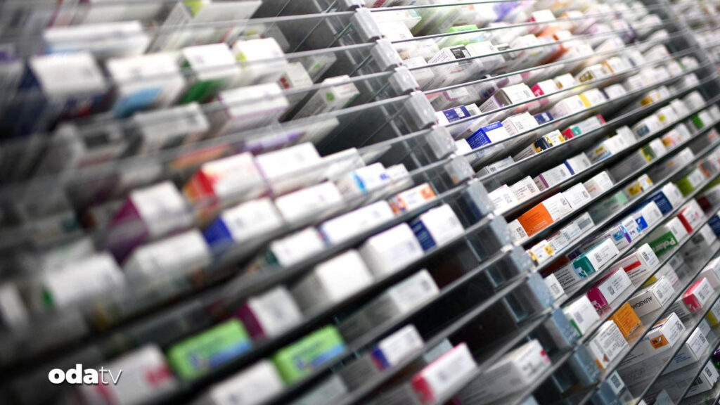 fransa karisti eczacilar kepenk kapatiyor HbinLzrA