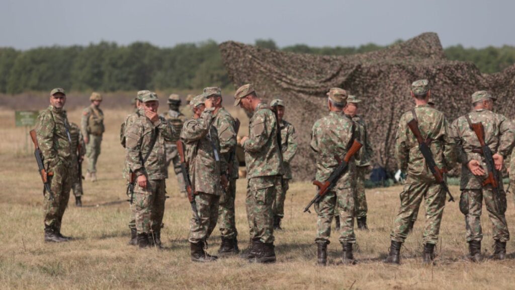 romanya savunma bakanligi yedek askere sevk emri gonderdi j1Ggxrjk