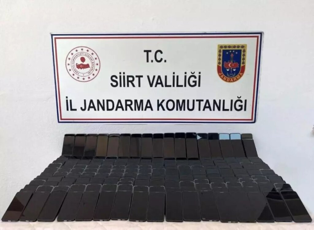 siirtte 10 milyon tl degerinde kacak telefonlar ele gecirildi FSXXVffA
