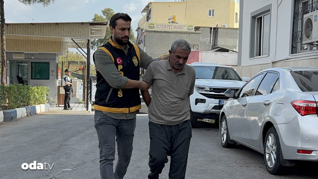 3 cocugu sopayla darbeden cani gozaltina alindi O1rJLbyc