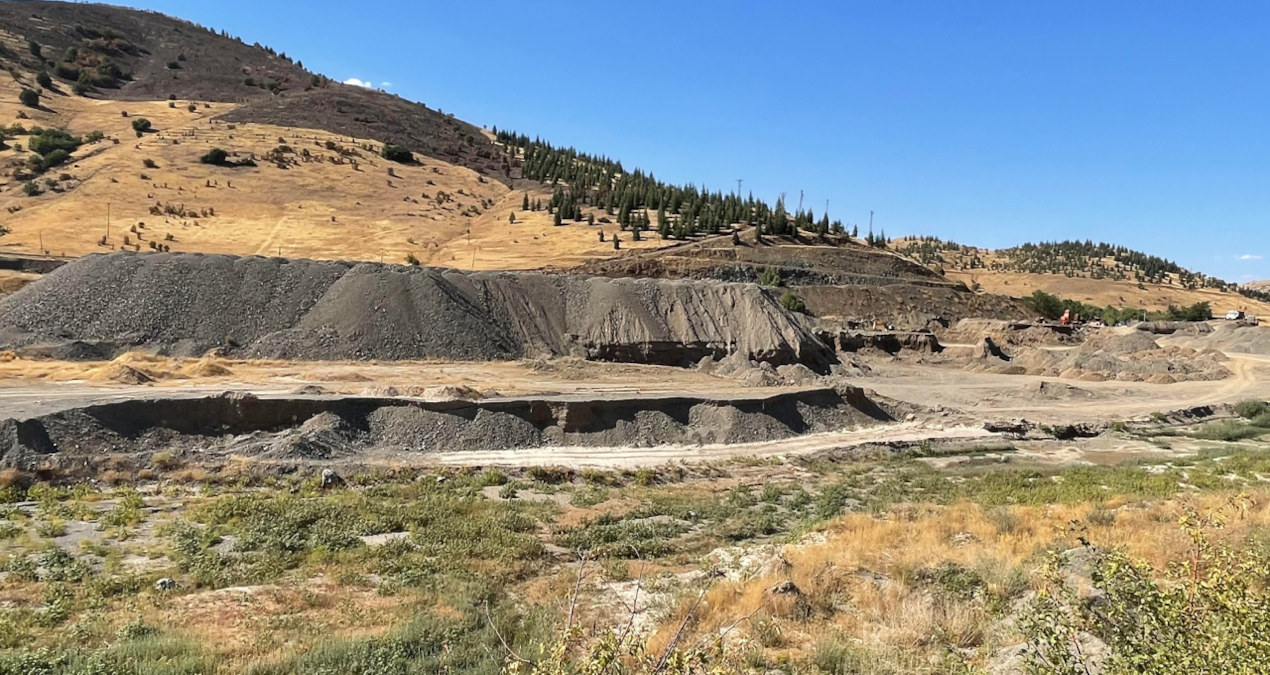 elazigda kum vurgunu biz ak partiliyiz kimse dokunamaz hUGPZtMe