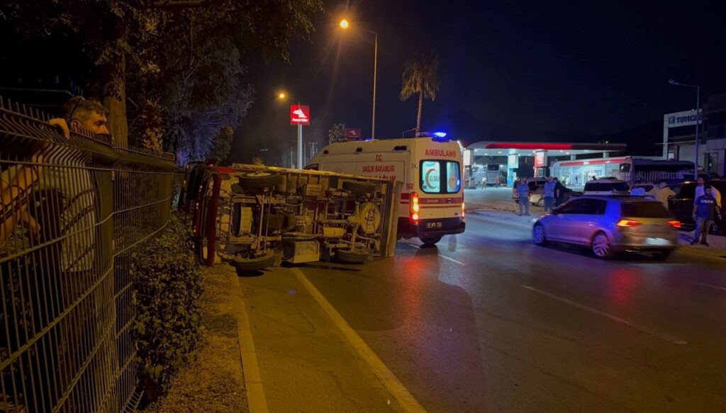 gazipasada kamyonet devrildi xAD8eCuO