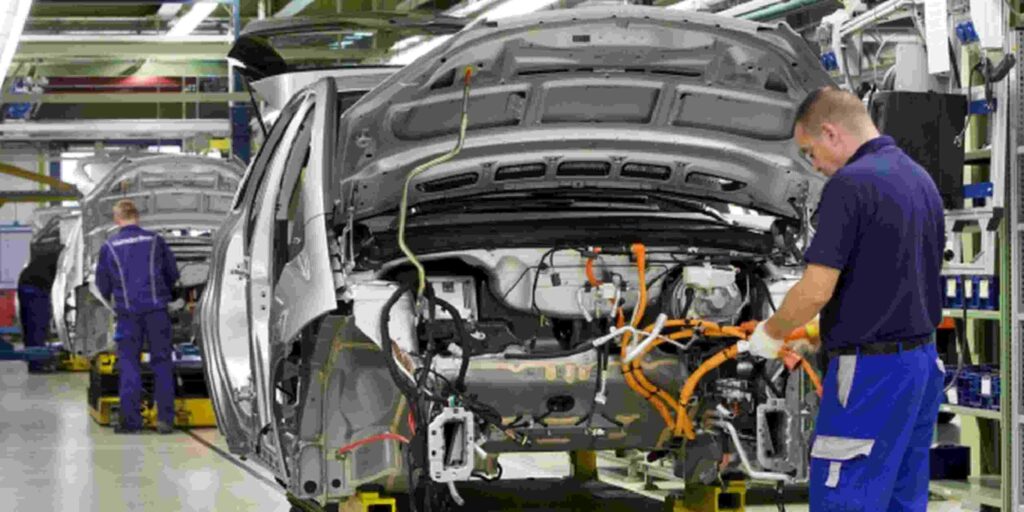 unlu otomobil markasi yuz binlerce aracini geri cagirdi Fi4tZ2Q5