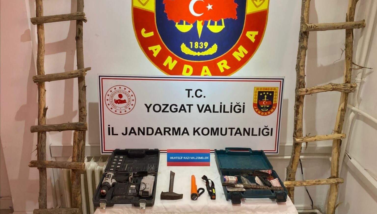 yozgatta izinsiz kaziya 4 gozalti X7sUruZR