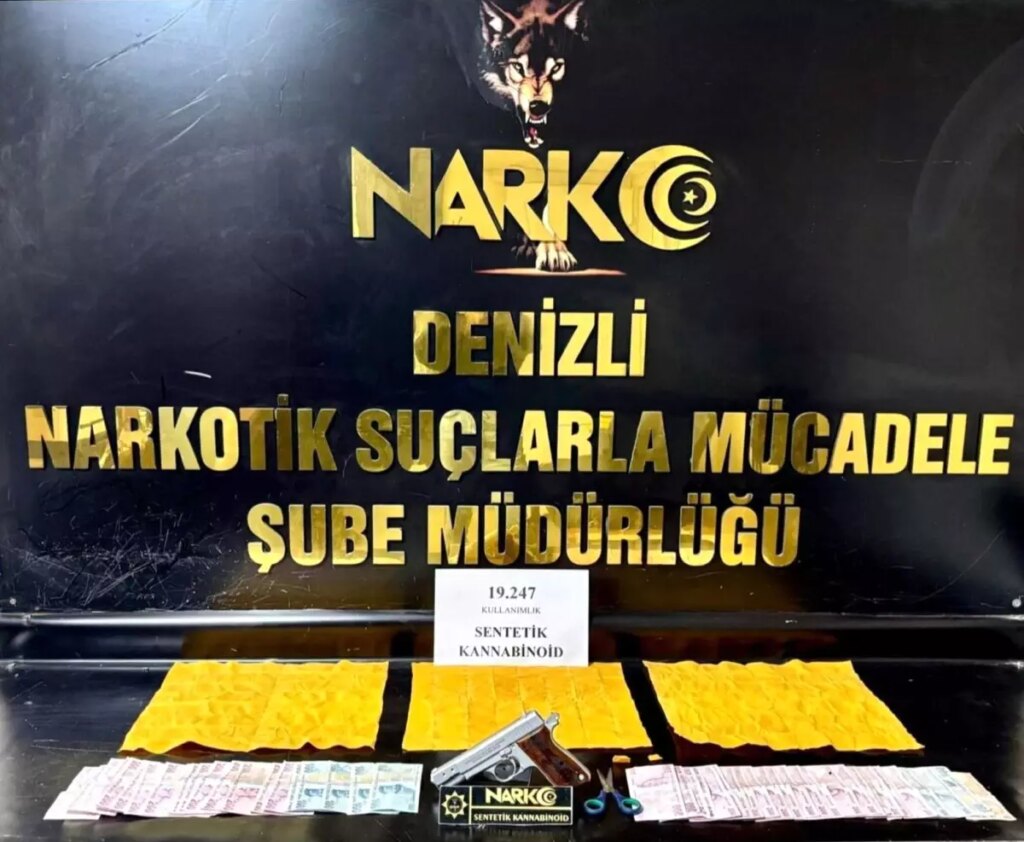 denizlide uyusturucu operasyonunda 19 bin kullanimlik madde ele gecirildi 1xCGTuX2