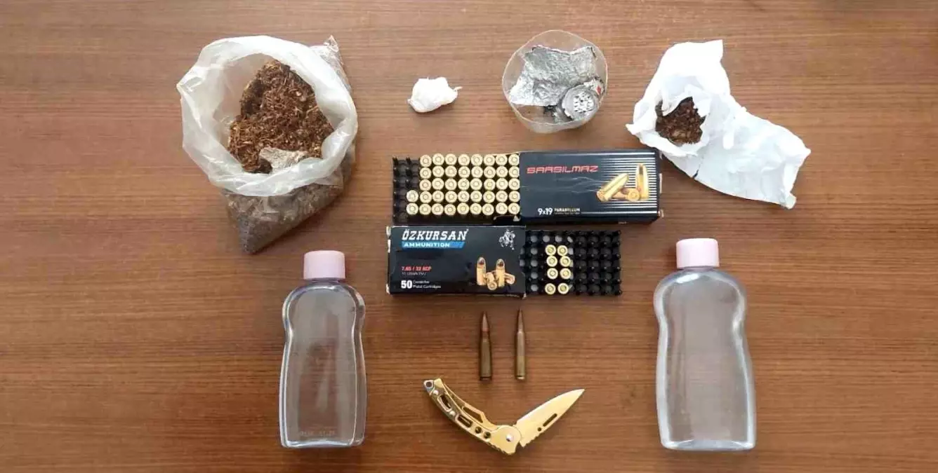 konyada uyusturucu operasyonu 1 tutuklama Z7AguF2M.jpg