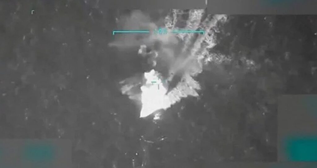 sicak temas abd venezuela aciklarinda bir gemiyi vurdu 4 kisi oldu utp286Mx