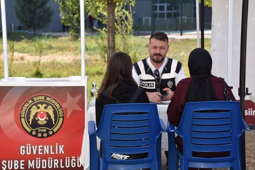 siirtte ogrencilere guvenlik bilgilendirmesi ka2QdnfB.jpg