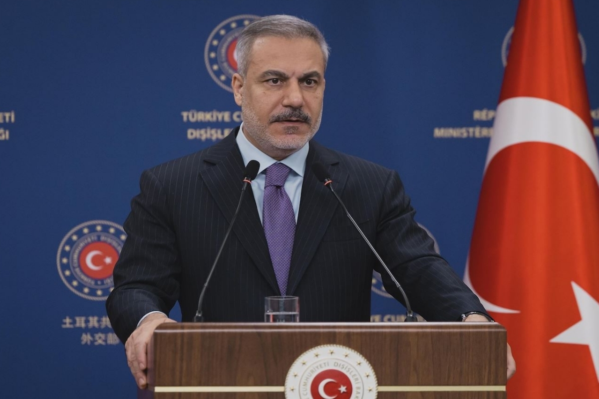 disisleribakanihakanfidanyarin irakaziyarette bulunacak JaMfFrWB.jpg